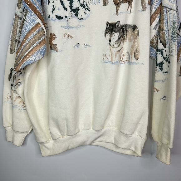 Vintage Artisans AOP Snow Winter Forest Wolf Crew Sweatshirt XL NWT - Picture 6 of 11